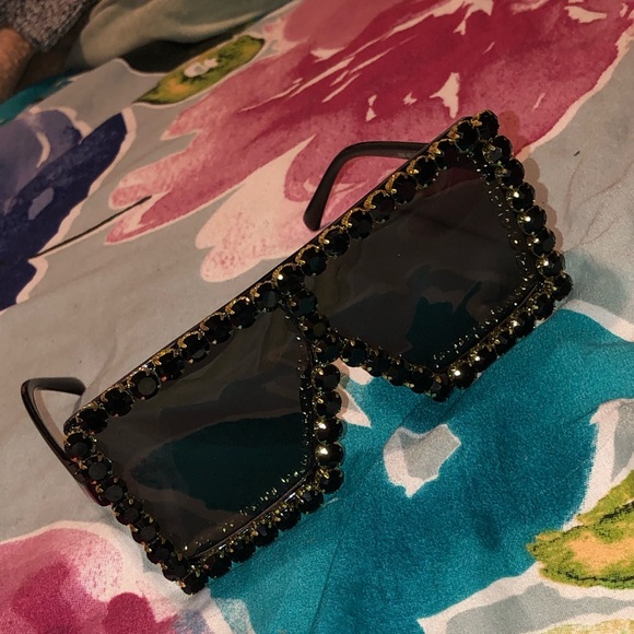Sunglasses - Picture 1 of 1
